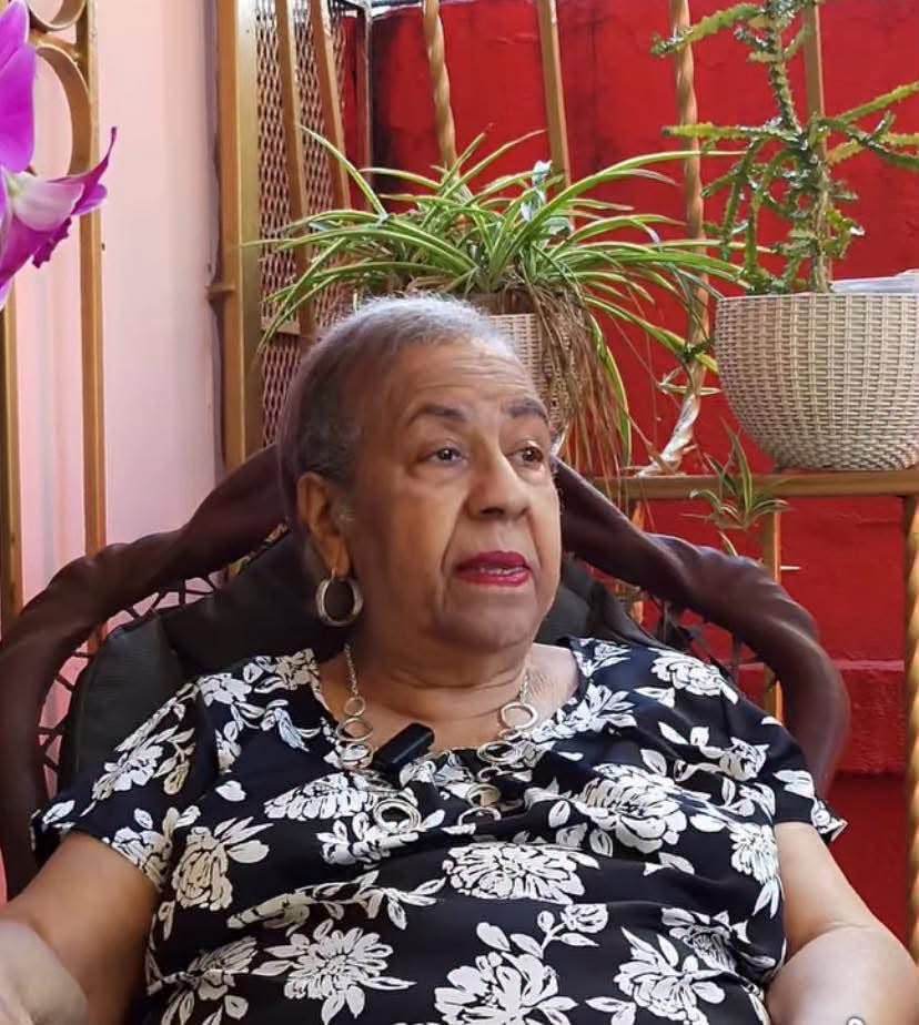 Maestra Mery Mateo de Piña